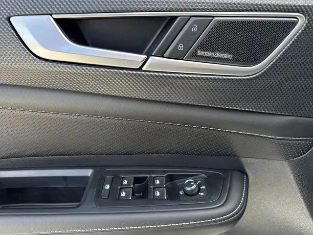 2026 Volkswagen Atlas Cross Sport SEL Premium R-Line