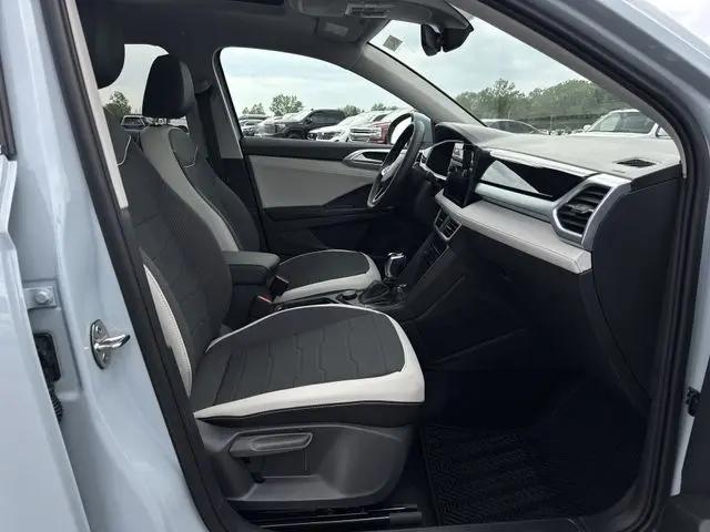 2026 Volkswagen Taos SE