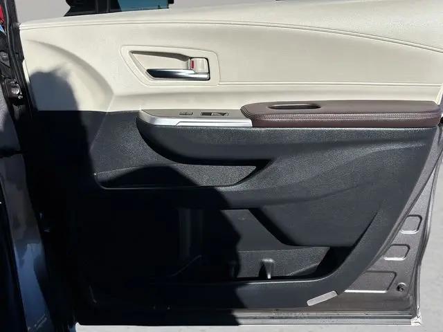 2021 Toyota Sienna Platinum