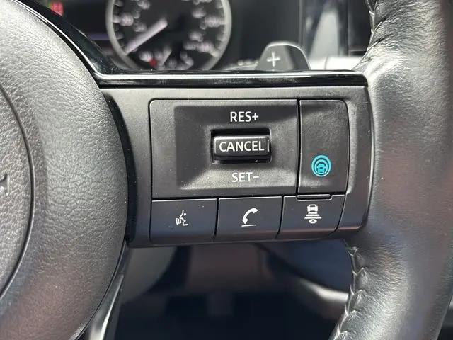 2023 Nissan Pathfinder SL 4WD