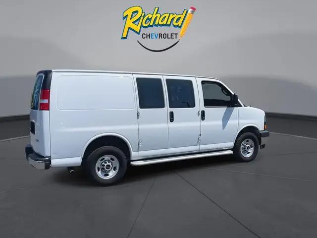 2024 GMC Savana Cargo RWD 2500 Regular Wheelbase Work Van
