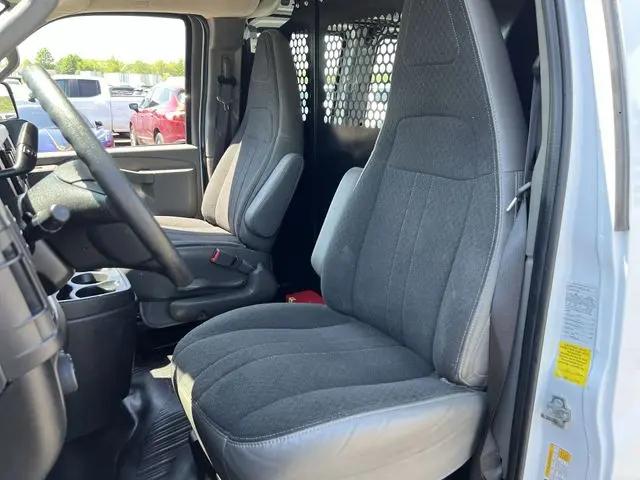 2024 GMC Savana Cargo RWD 2500 Regular Wheelbase Work Van