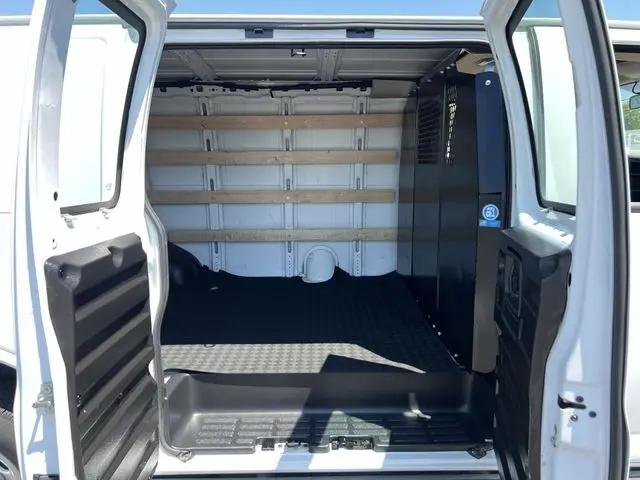 2024 GMC Savana Cargo RWD 2500 Regular Wheelbase Work Van