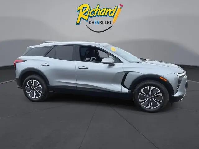 2024 Chevrolet V Blazer eAWD 2LT