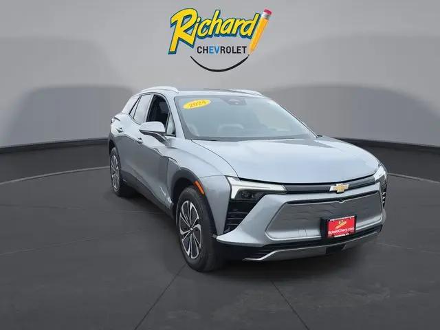 2024 Chevrolet V Blazer eAWD 2LT