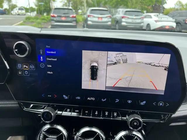 2024 Chevrolet V Blazer eAWD 2LT