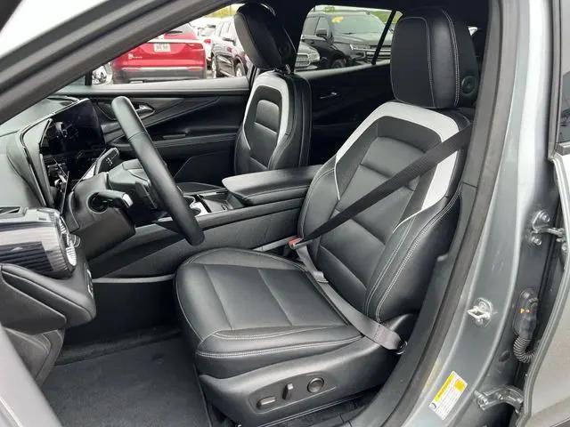 2024 Chevrolet V Blazer eAWD 2LT
