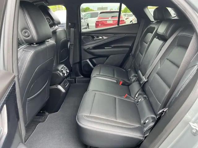 2024 Chevrolet V Blazer eAWD 2LT