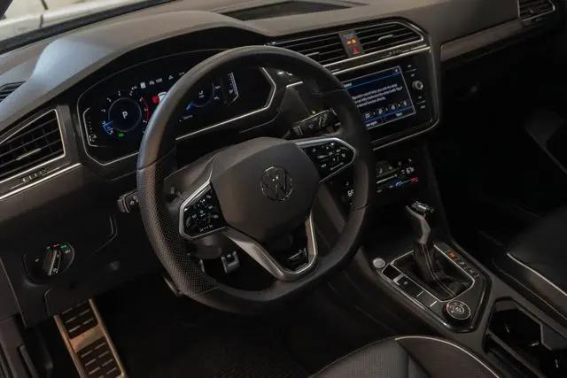 2024 Volkswagen Tiguan 2.0T SEL R-Line