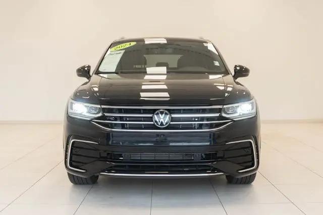 2024 Volkswagen Tiguan 2.0T SEL R-Line