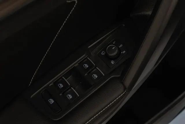 2024 Volkswagen Tiguan 2.0T SEL R-Line