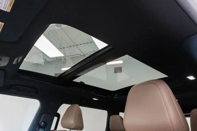 2025 Nissan Armada Platinum Reserve 4WD