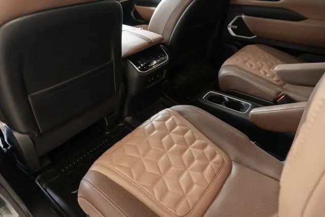 2025 Nissan Armada Platinum Reserve 4WD
