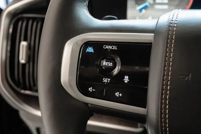 2025 Nissan Armada Platinum Reserve 4WD