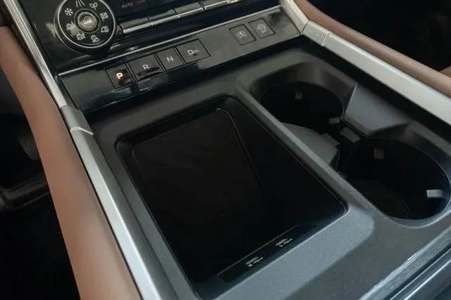 2025 Nissan Armada Platinum Reserve 4WD