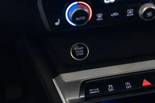 2023 Audi Q3 Premium Plus 45 TFSI S line quattro Tiptronic
