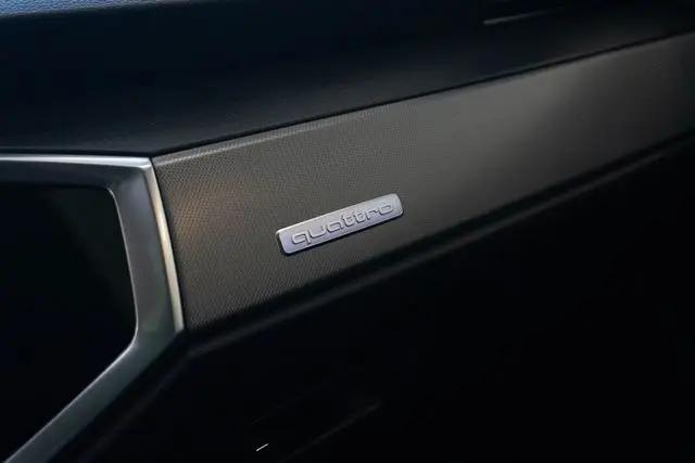 2023 Audi Q3 Premium Plus 45 TFSI S line quattro Tiptronic