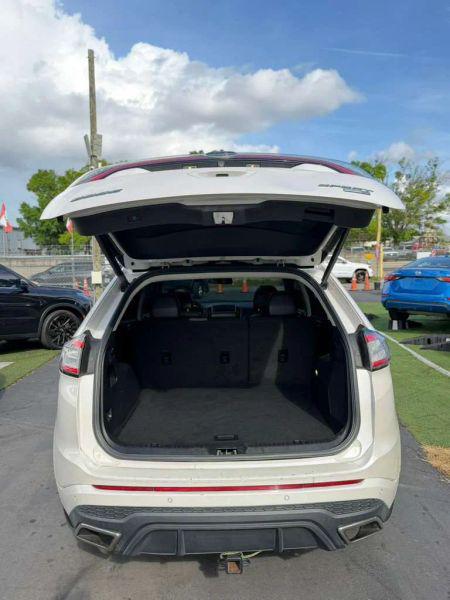 2016 Ford Edge Sport