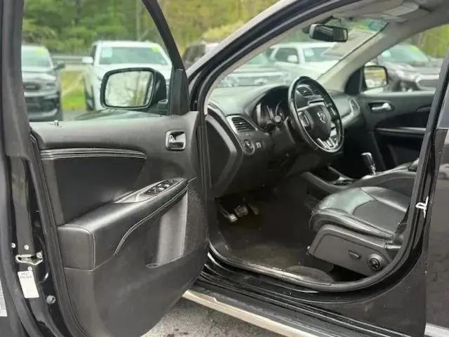 2019 Dodge Journey Crossroad