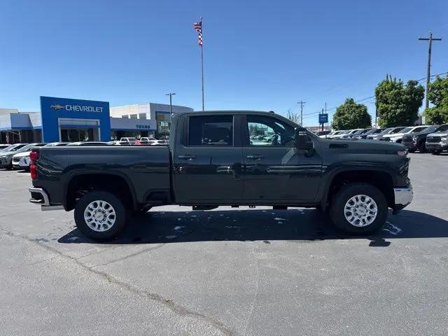2026 Chevrolet Silverado 3500HD Crew Cab, Standard Bed, LT, 4WD