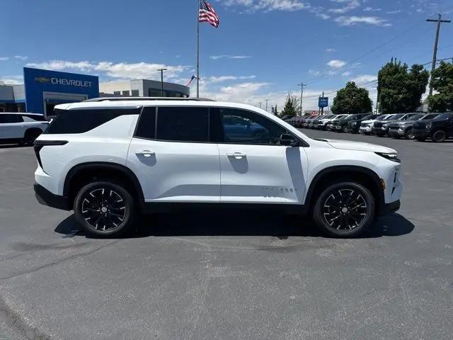 2026 Chevrolet Traverse AWD LT