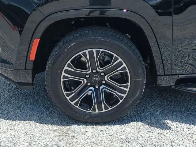 2026 Jeep Grand Wagoneer 4x4