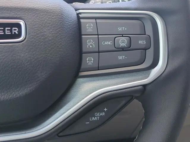 2026 Jeep Grand Wagoneer 4x4
