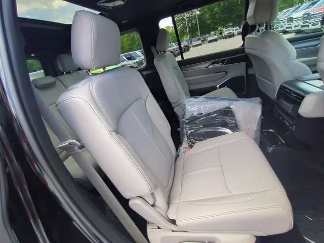 2026 Jeep Grand Wagoneer 4x4