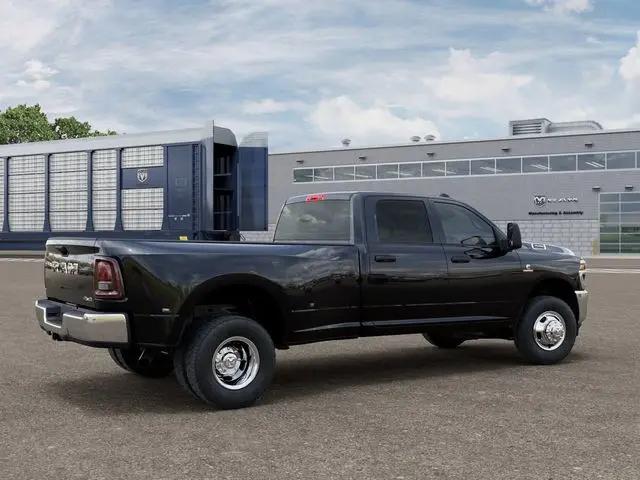 2026 Ram 3500 Tradesman Crew Cab 4x4 8' Box