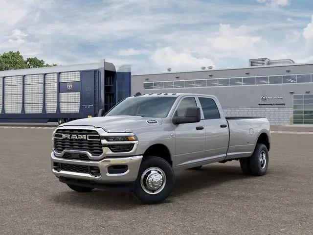 2026 Ram 3500 Tradesman Crew Cab 4x4 8' Box