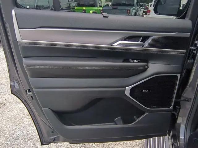 2026 Jeep Grand Wagoneer Limited Reserve 4x4