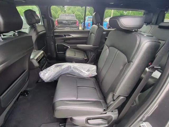 2026 Jeep Grand Wagoneer Limited Reserve 4x4