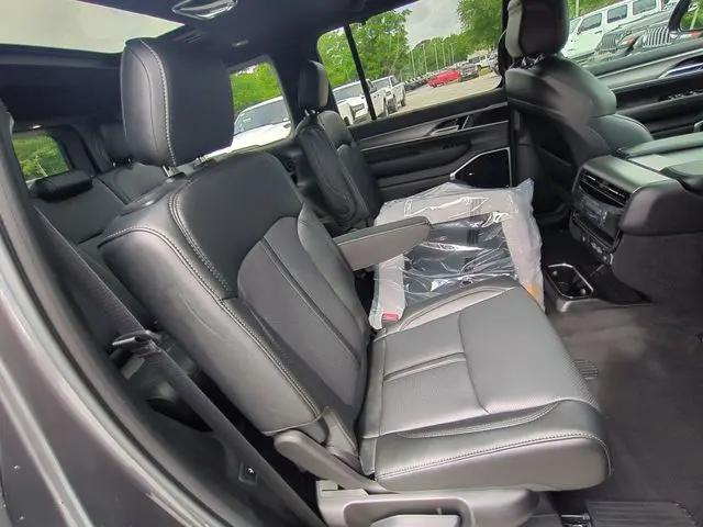 2026 Jeep Grand Wagoneer Limited Reserve 4x4