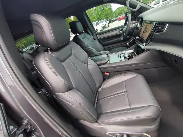 2026 Jeep Grand Wagoneer Limited Reserve 4x4