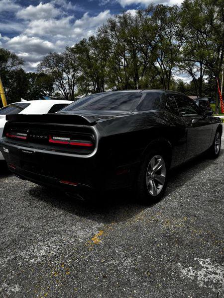 2016 Dodge Challenger SXT