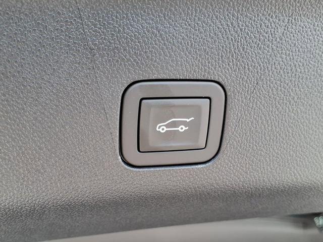 2026 GMC Yukon 4WD Denali