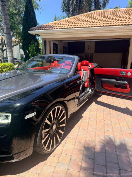 2018 Rolls-Royce Dawn Base