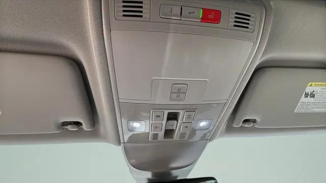 2026 Volkswagen Taos SE Black