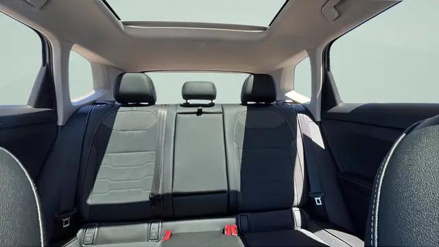 2026 Volkswagen Taos SE Black