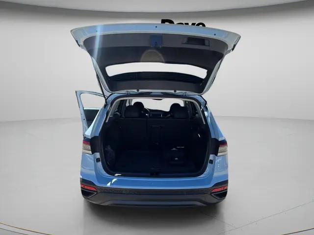 2026 Volkswagen Taos SE Black