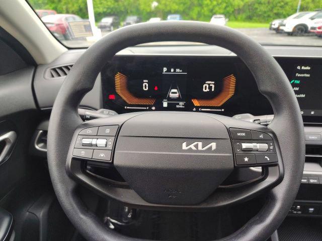 2025 Kia K4 LX