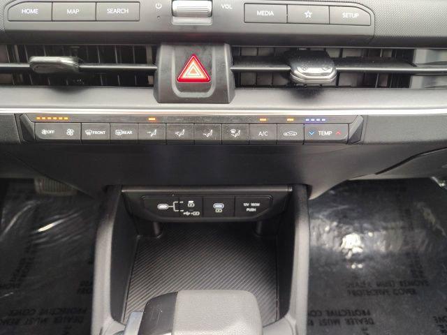 2025 Kia K4 LX