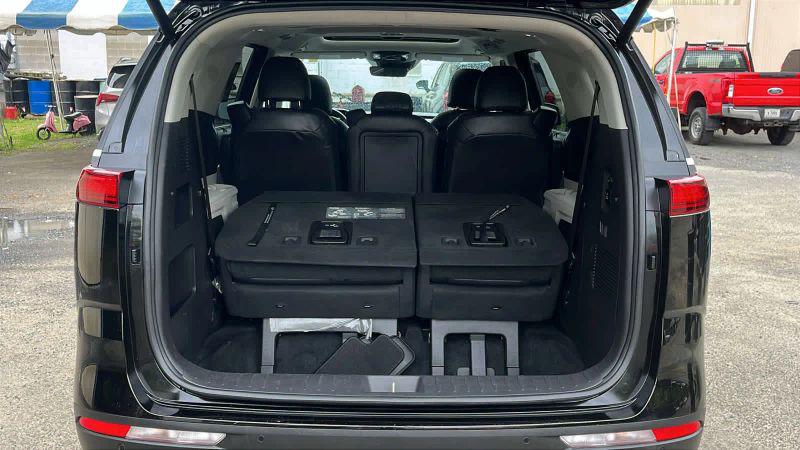 2024 Kia Carnival MPV SX Prestige