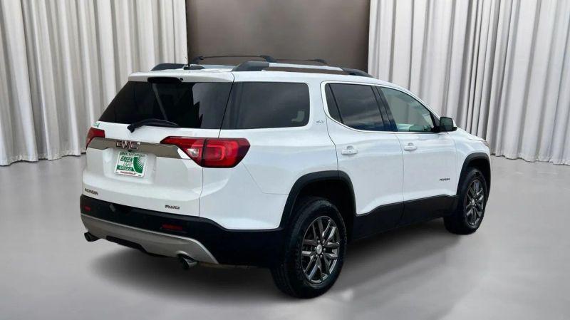 2019 GMC Acadia SLT-1