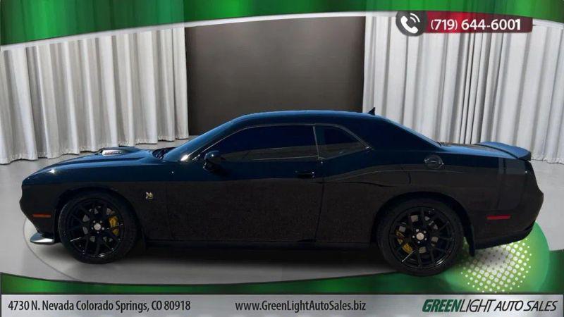 2015 Dodge Challenger R/T Scat Pack Shaker