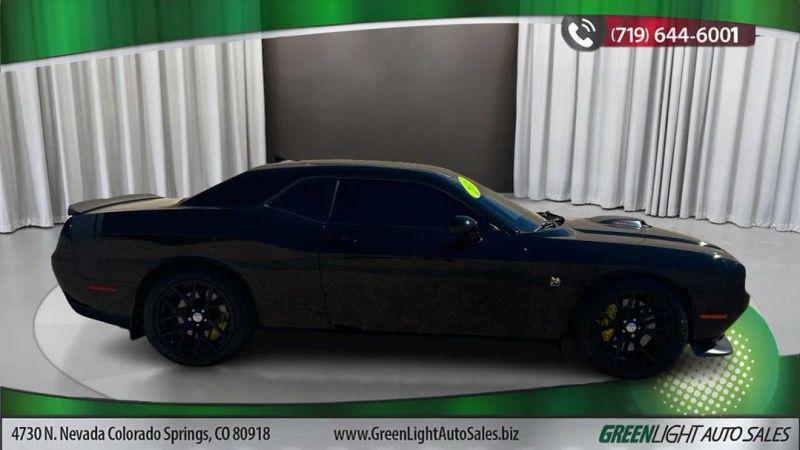 2015 Dodge Challenger R/T Scat Pack Shaker