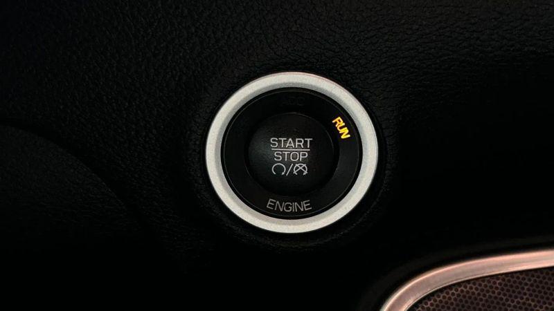 2015 Dodge Challenger R/T Scat Pack Shaker