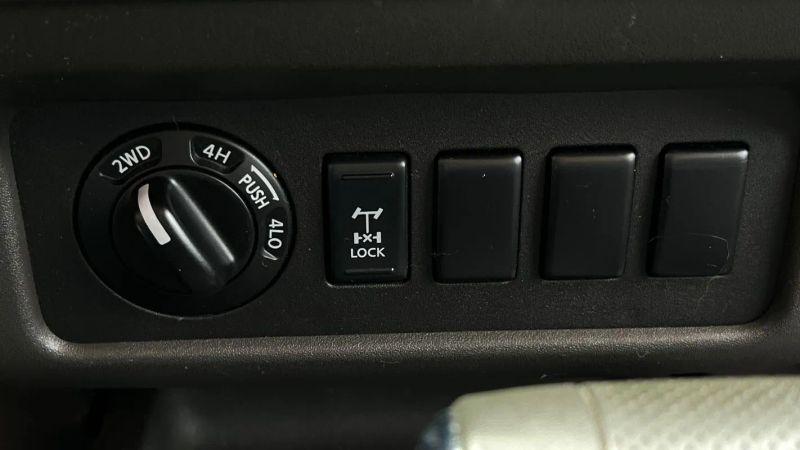 2005 Nissan Frontier NISMO Off Road