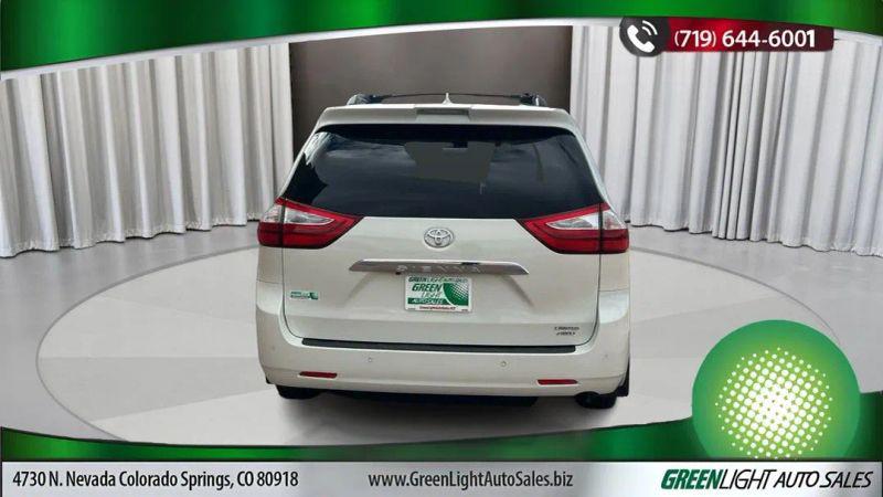 2018 Toyota Sienna Limited 7 Passenger