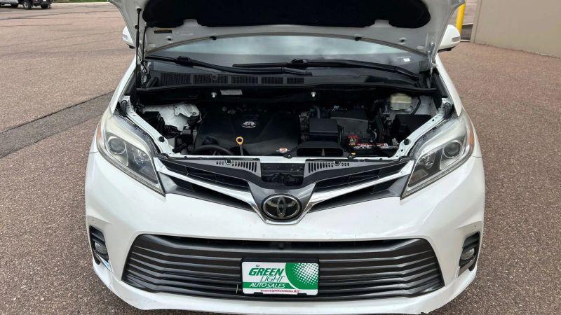 2018 Toyota Sienna Limited 7 Passenger